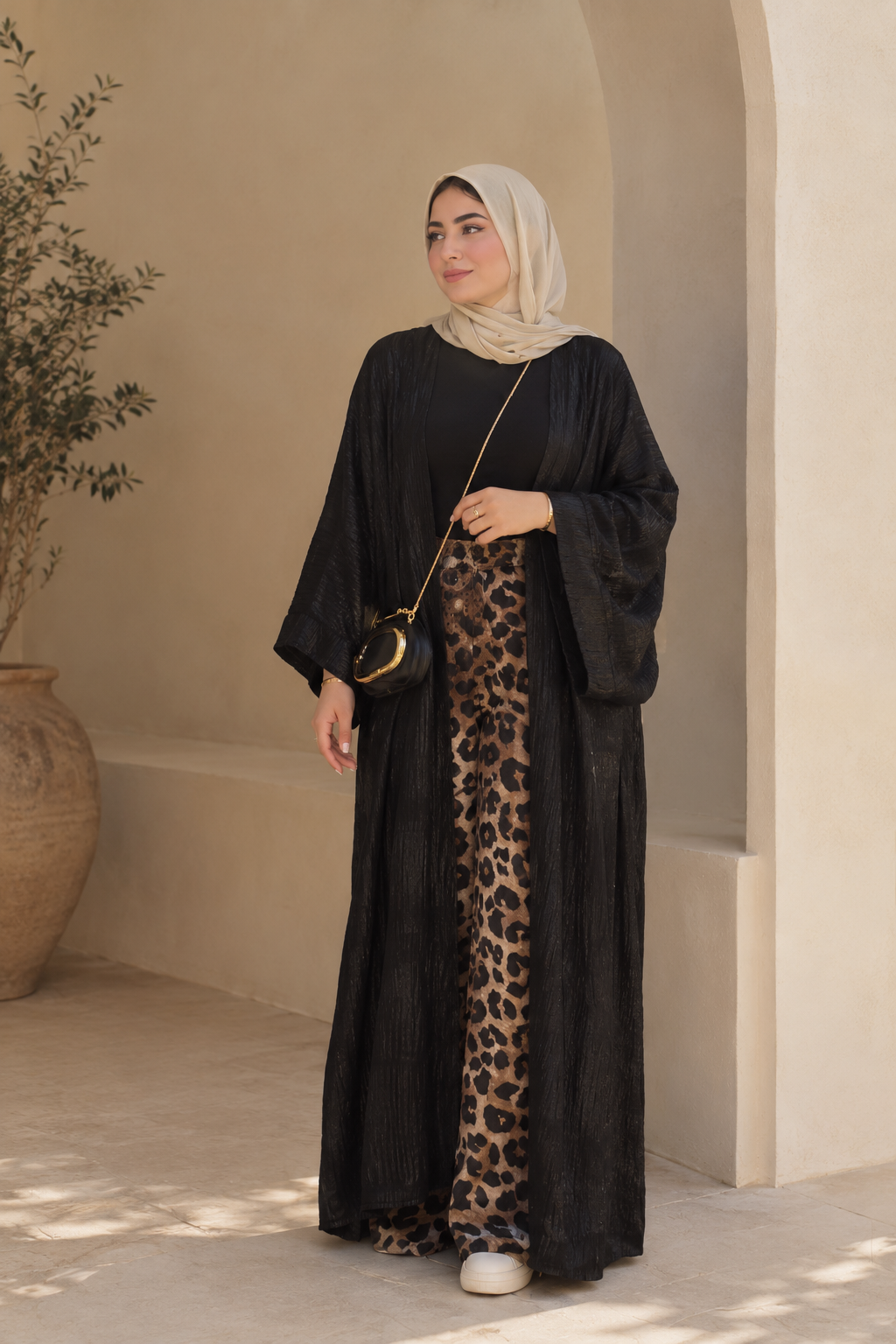 Noir Kaftan